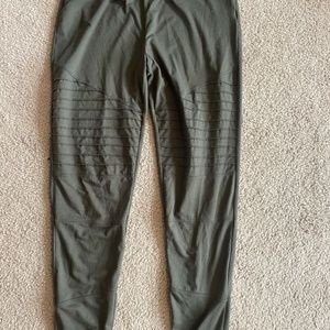 Olive Green Textured Leggings